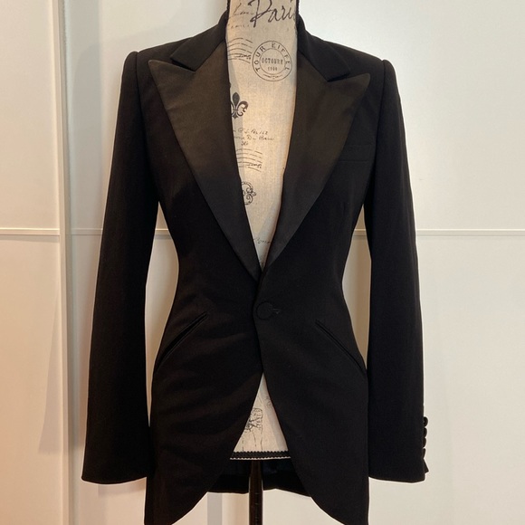 Ralph Lauren Jackets & Blazers - Ralph Lauren Tuxedo Jacket Sz 6 EUC